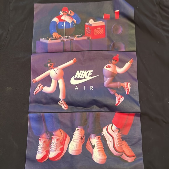 Men’s Black Nike Graphic T-Shirt Large - Picture 3 of 5
